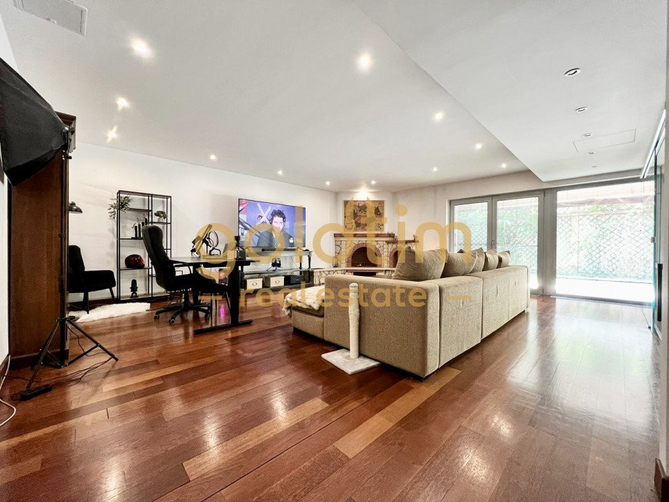 SUPERB/CURTE 50 MP/TERASA 20/ANSAMBLU CU PISCINA SI GYM/