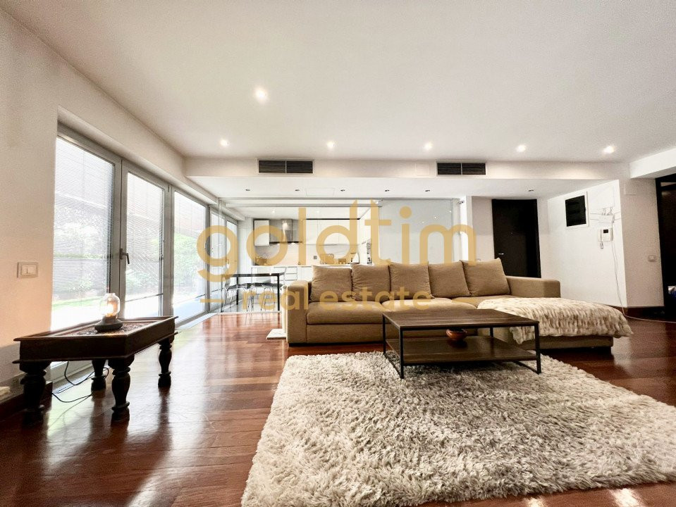 SUPERB/CURTE 50 MP/TERASA 20/ANSAMBLU CU PISCINA SI GYM/