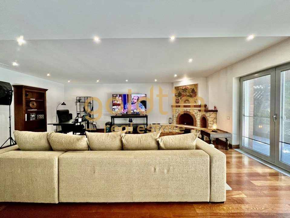 SUPERB/CURTE 50 MP/TERASA 20/ANSAMBLU CU PISCINA SI GYM/