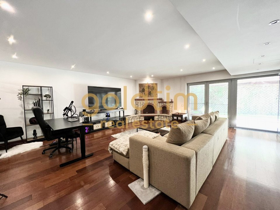 SUPERB/CURTE 50 MP/TERASA 20/ANSAMBLU CU PISCINA SI GYM/