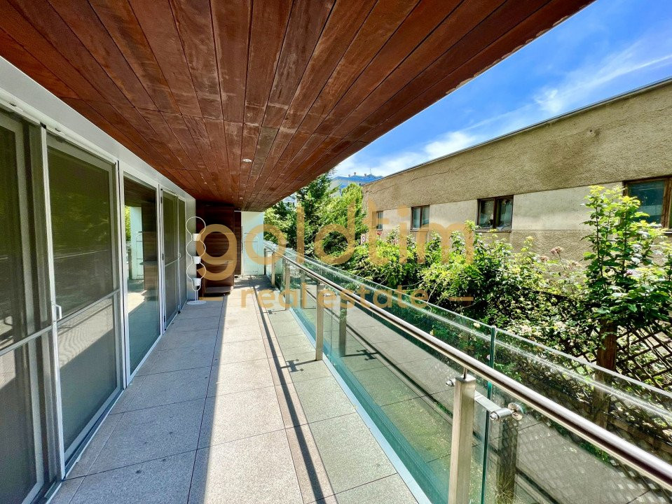 SUPERB/CURTE 50 MP/TERASA 20/ANSAMBLU CU PISCINA SI GYM/